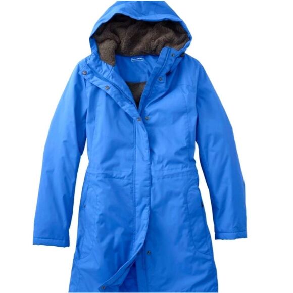 L.L. Bean Jackets & Blazers - L.L.Bean size Large blue hooded water resistant coat.